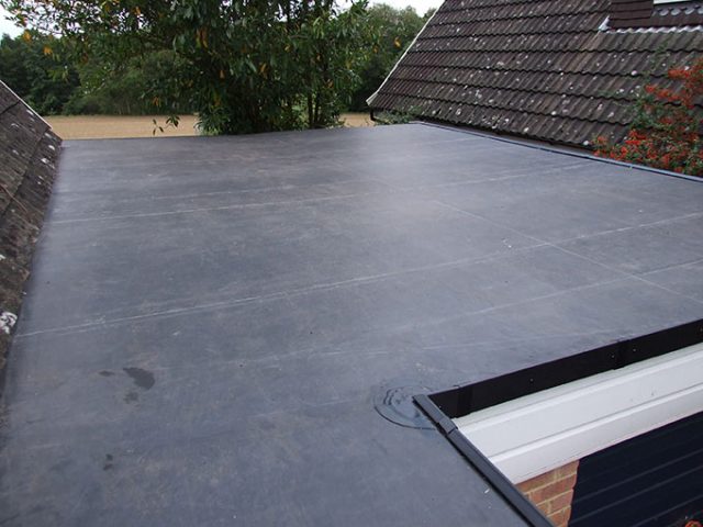 RUBBERALL® Roofing – Water Tight tech